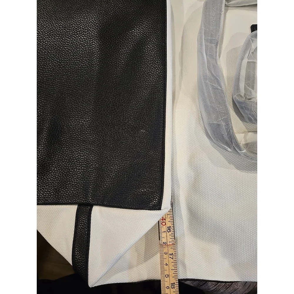 Walter Baker Tote Bag White & Black Carly Weekender Bag Shoulder Straps NWT (2)